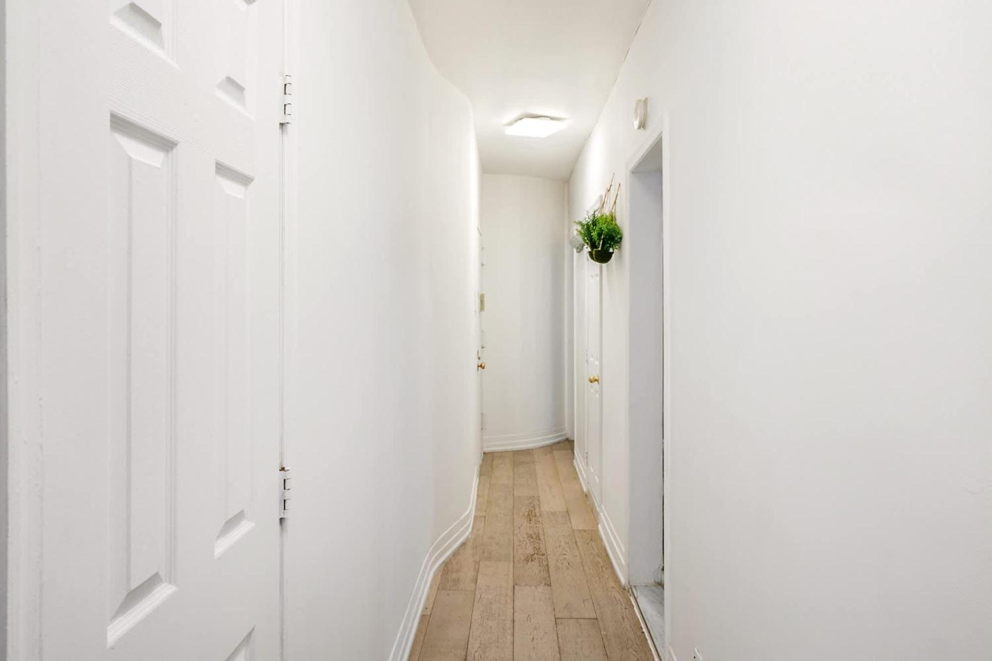 428-2w Newly Furnished 2br Sleeps 5 Prime Location Apartment *