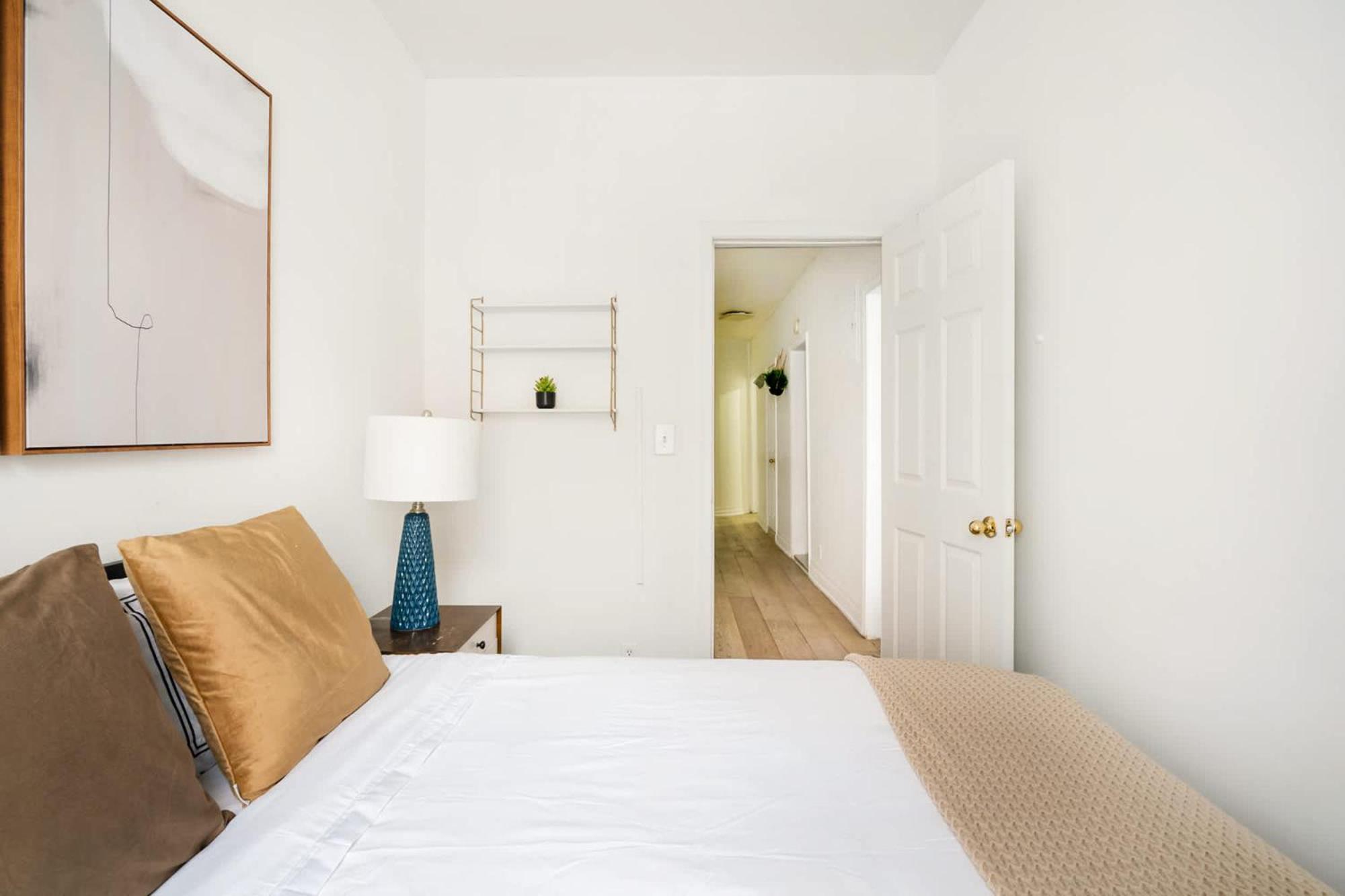 428-2w Newly Furnished 2br Sleeps 5 Prime Location Apartment New York